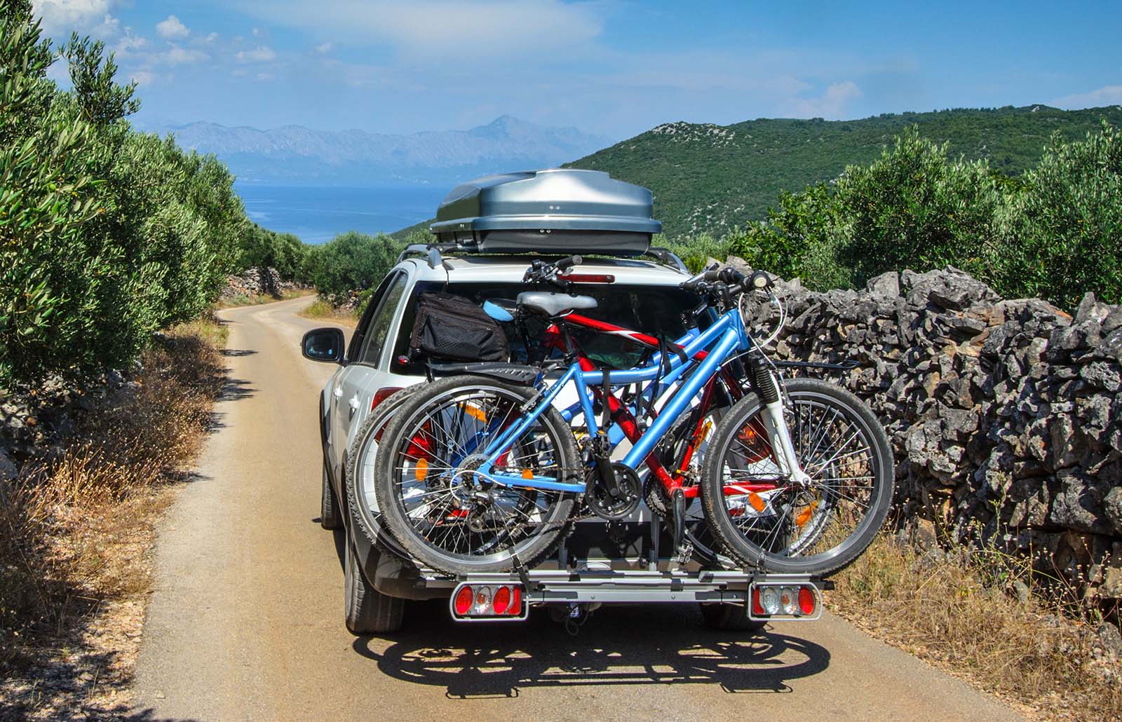 Fahrrad mit Fahrradträgern transportieren – Regeln im Ausland