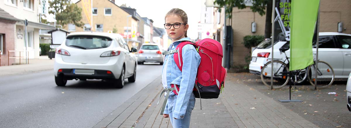 Kürzester Weg ist selten der sicherste: Einüben des Schulwegs sollte spätestens jetzt beginnen!