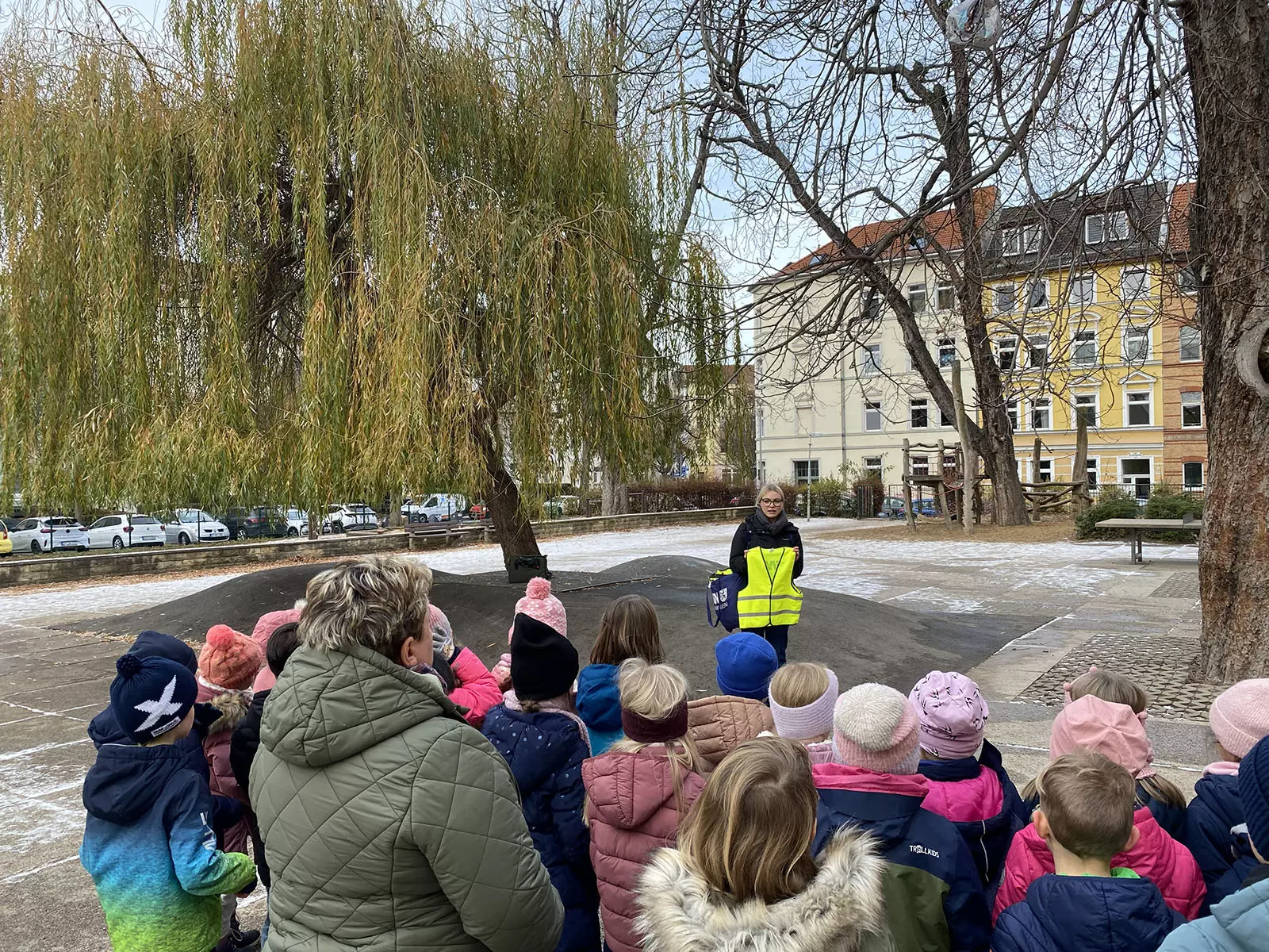 Warnwesten für Erstklässler der Moritzschule Erfurt