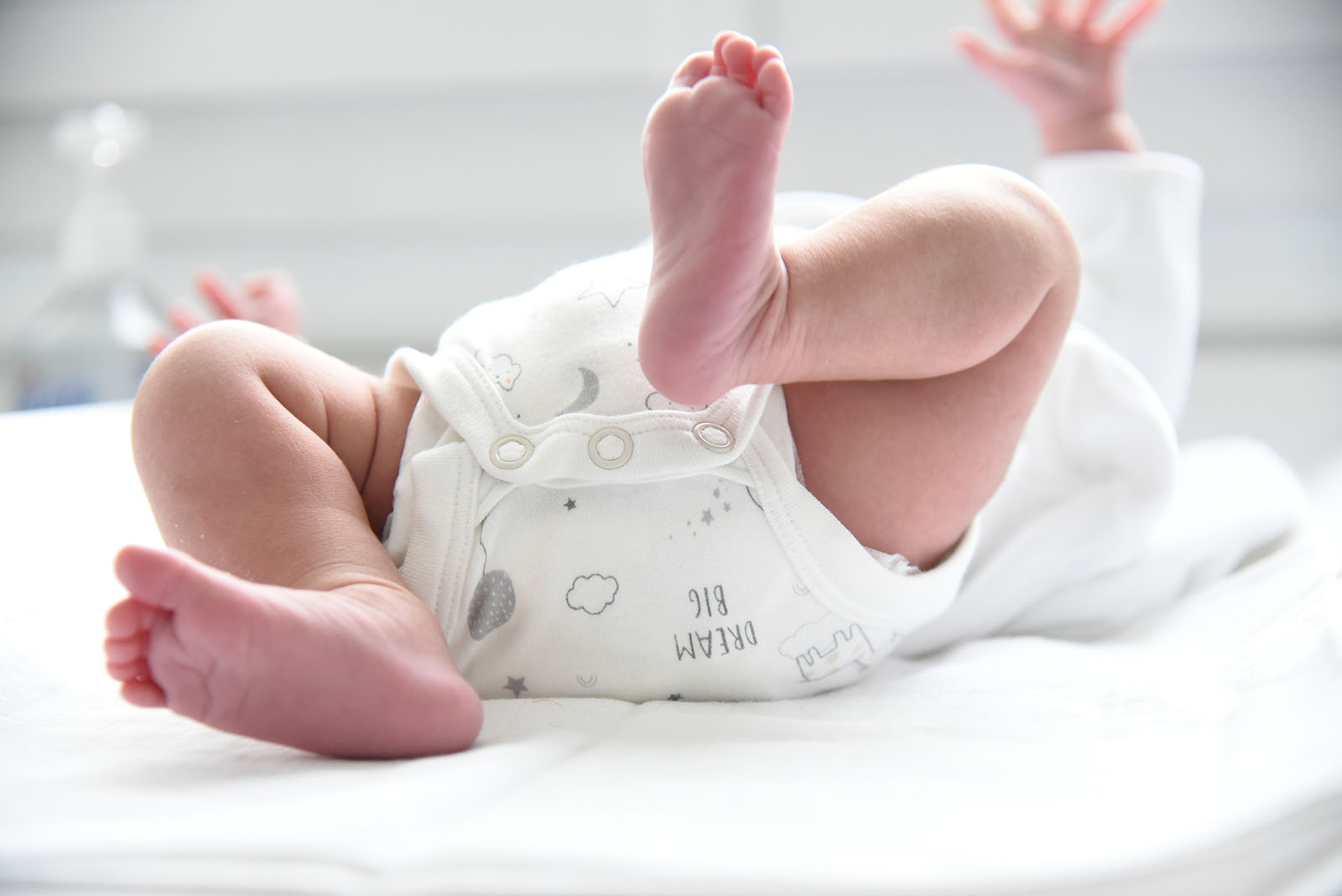 Nicht jeder Heizstrahler ist für Einsatz am Wickeltisch geeignet